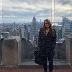 Meet your Posher, Laura